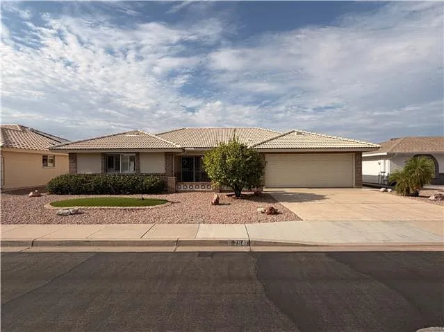 HUD Home β 7941 E Navarro Ave, Mesa, AZ 85209