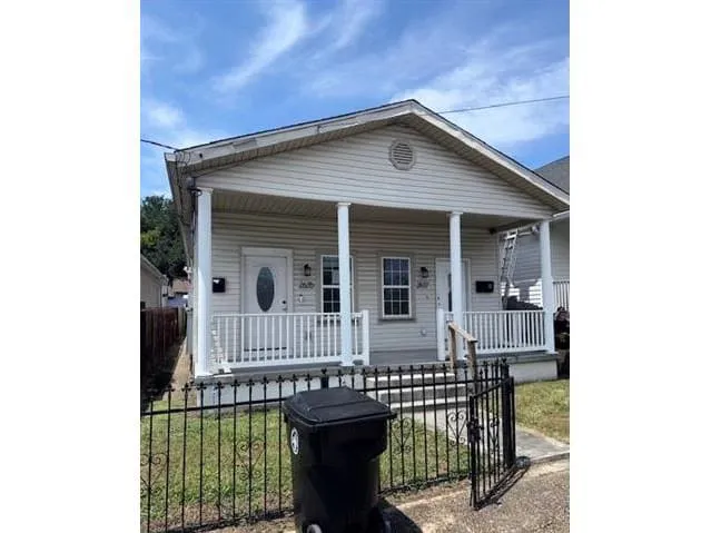 HUD Home β 2635-2637 N Rocheblave St, New Orleans, LA 70117