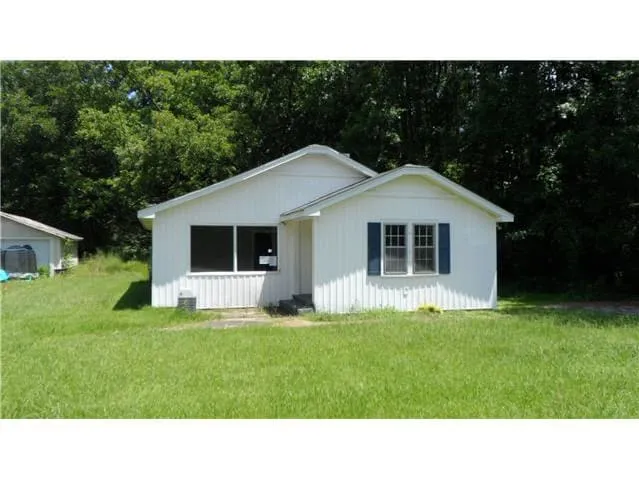 HUD Home — 422 Mimosa St, Gadsden, AL 35903