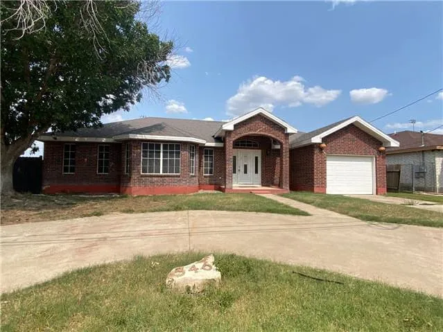 HUD Home β 346 Falcon Blvd, Eagle Pass, TX 78852