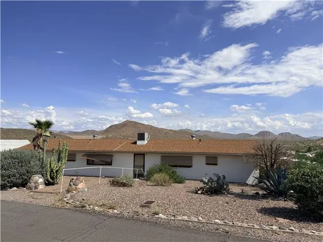 HUD Home β 981 N Sherwood Way, Queen Valley, AZ 85118