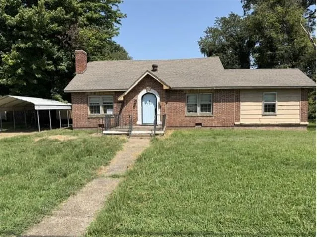 HUD Home β 306 West 4th St, Portageville, MO 63873