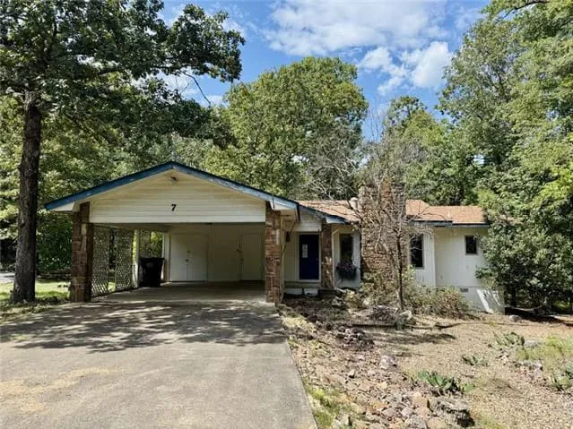 HUD Home β 7 Banda Pl, Hot Springs Villa, AR 71909