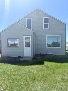 HUD Home — 400 Main Ave, Denton, MT 59430