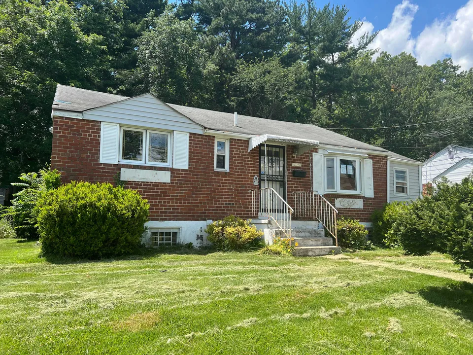 HUD Home β 12902 Evanston St, Rockville, MD 20853