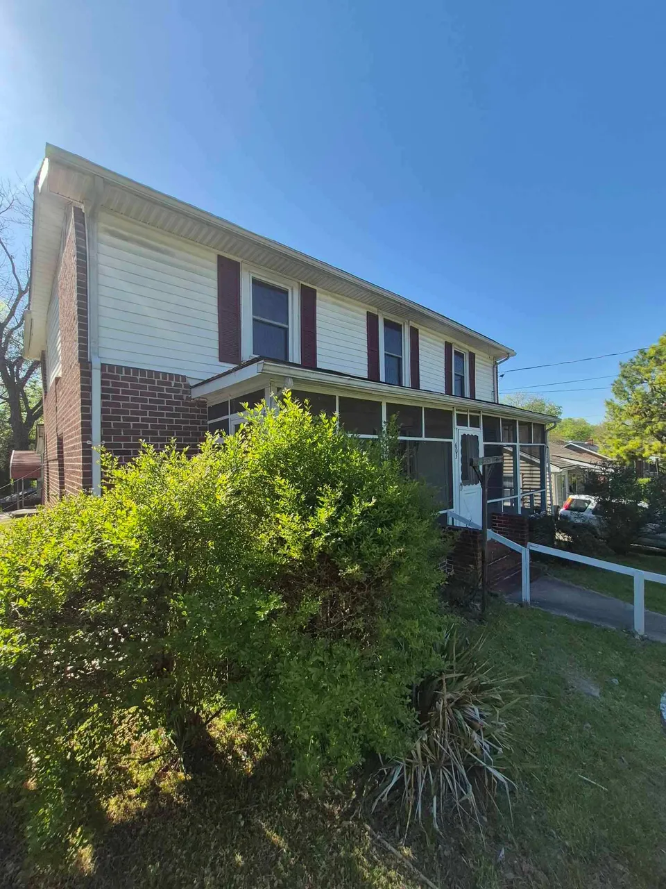 HUD Home — 603 Griffin Blvd, Farmville, VA 23901