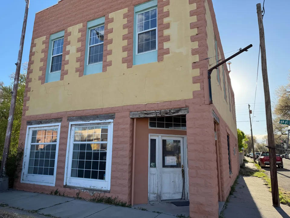 HUD Home β 401 5th St, Estancia, NM 87016