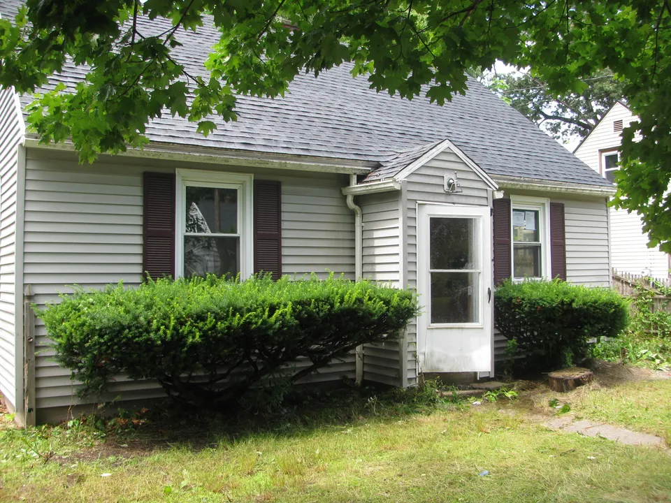 HUD Home β 86 Pheland St, Springfield, MA 01109