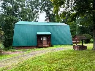 HUD Home — 13893 County Road 100, Lakeville, OH 44638