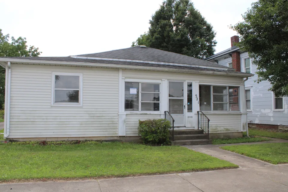 HUD Home β 521 Harding Way E, Galion, OH 44833