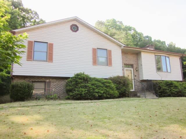 HUD Home β 163 Fox Chase Dr, Collinsville, VA 24078