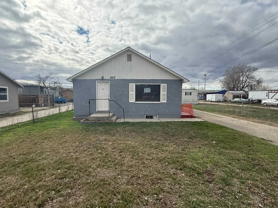 HUD Home β 447 1st St N, Nampa, ID 83687