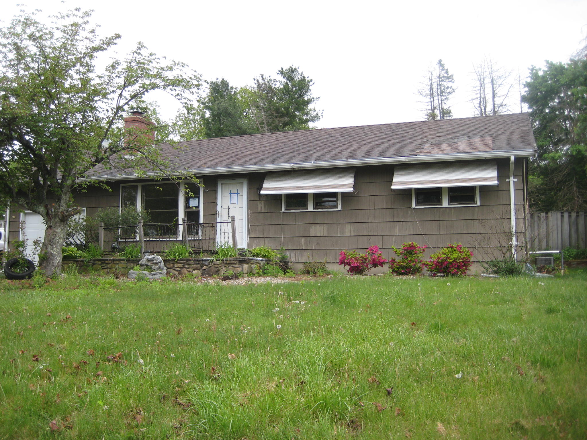 HUD Home — 18 Summit Rd, Vernon, CT 06066