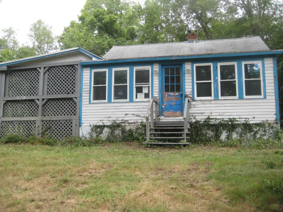HUD Home β 479 S Canterbury Rd, Canterbury, CT 06331