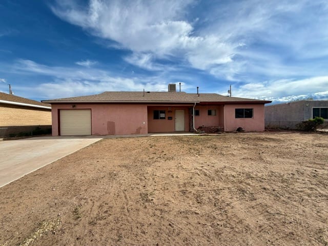 HUD Home — 713 Washington Ave, Grants, NM 87020
