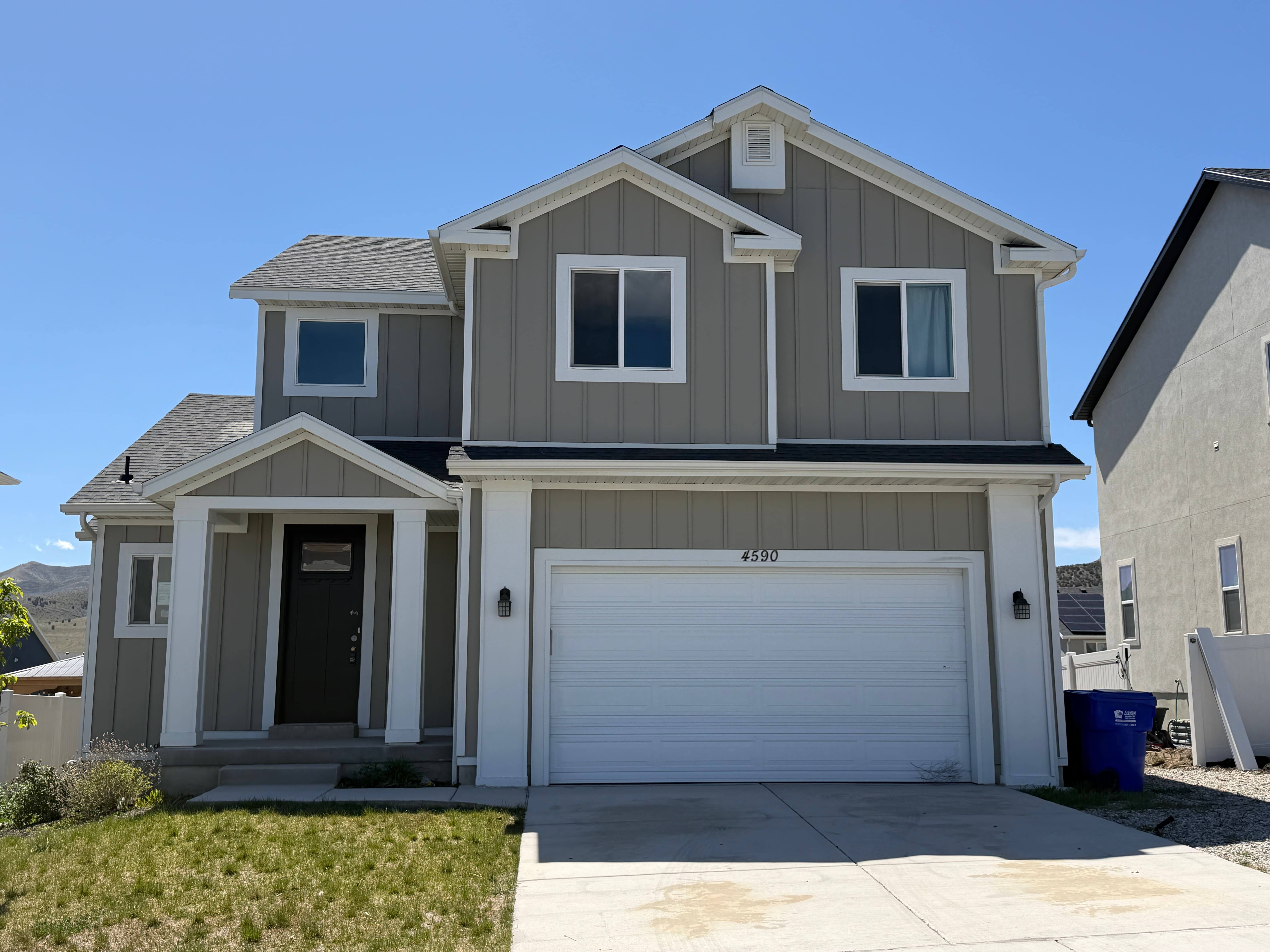 HUD Home — 4590 E Silver Moon Dr, Eagle Mountain, UT 84005