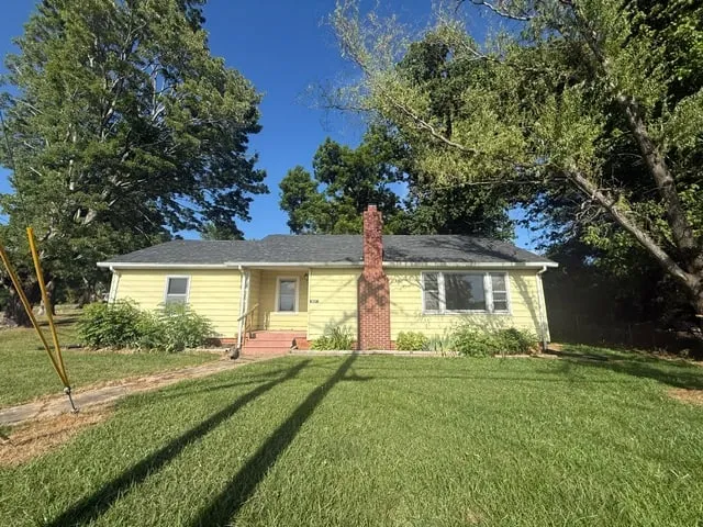 HUD Home β 307 Yancey Street, Marion, NC 28752