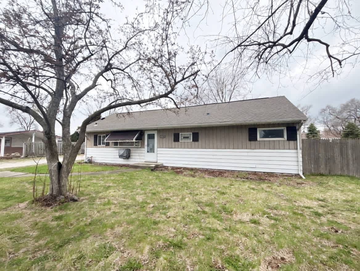 HUD Home — 17w452 Butterfield Rd, Oakbrook Terrace, IL 60181