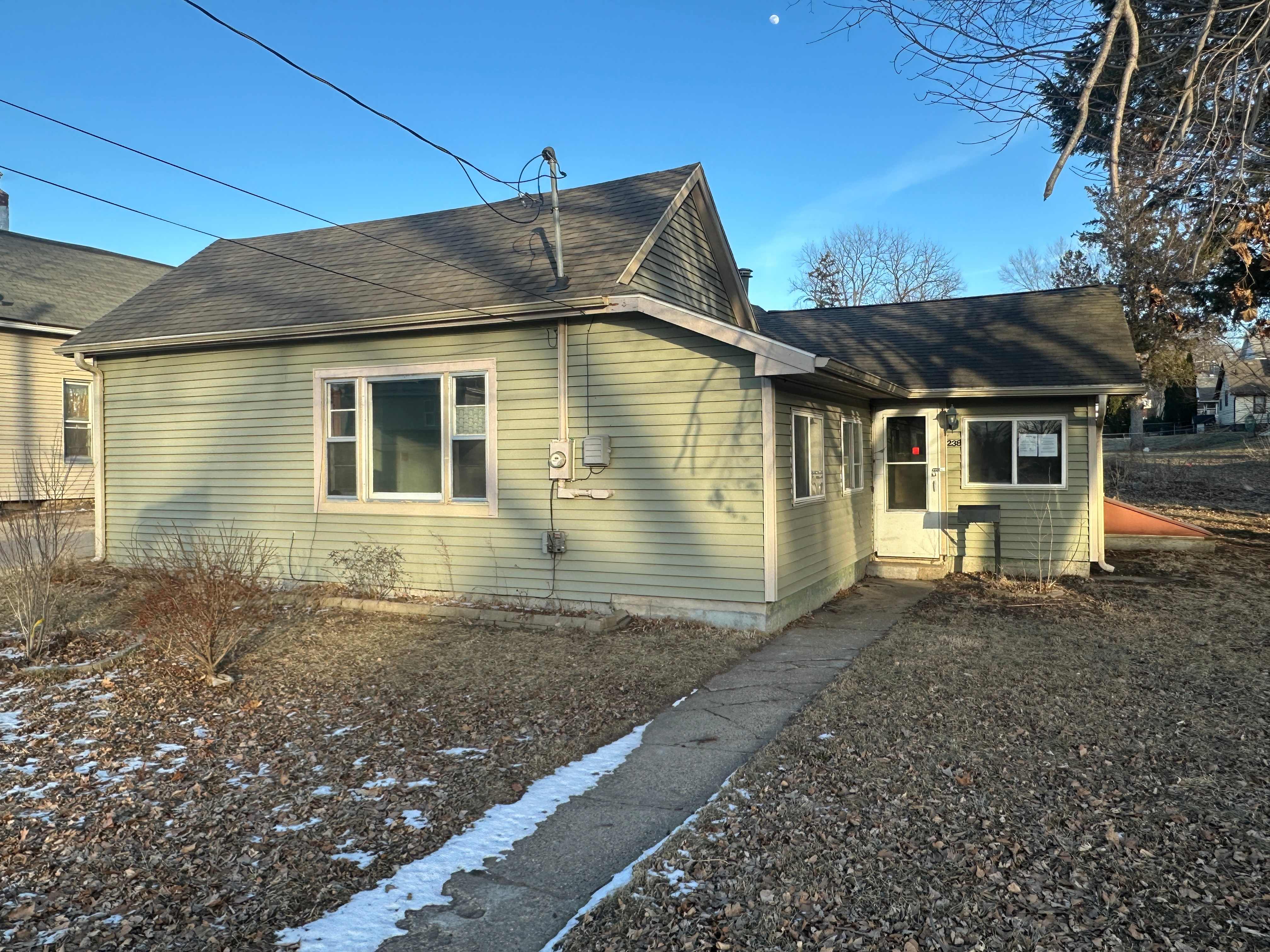 HUD Home β 238 S Walnut St, Colfax, IA 50054