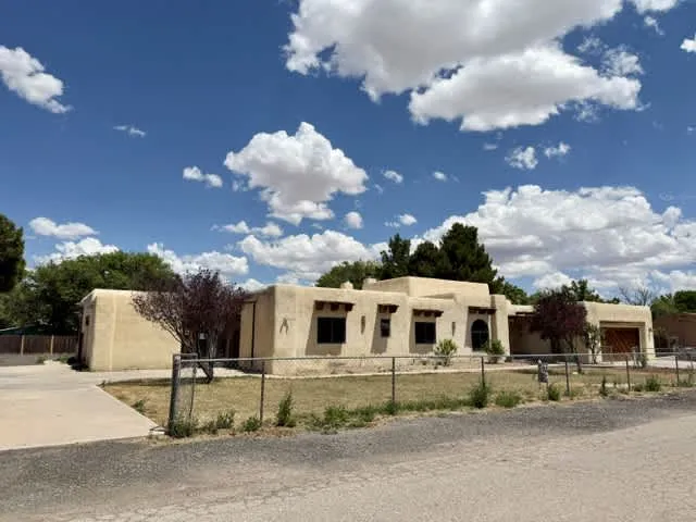HUD Home β 1770 Betts Ln, Bosque Farms, NM 87068