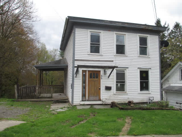 HUD Home — 35 Pleasant St, Norwich, NY 13815