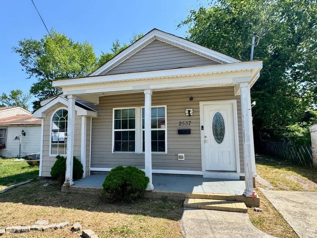 HUD Home — 2537 Staunton Ave, Portsmouth, VA 23704
