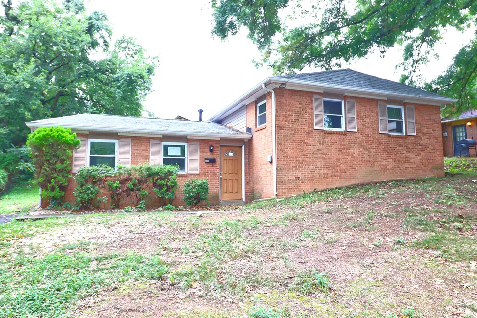 HUD Home β 1611 Norris Drive NW, Roanoke, VA 24017