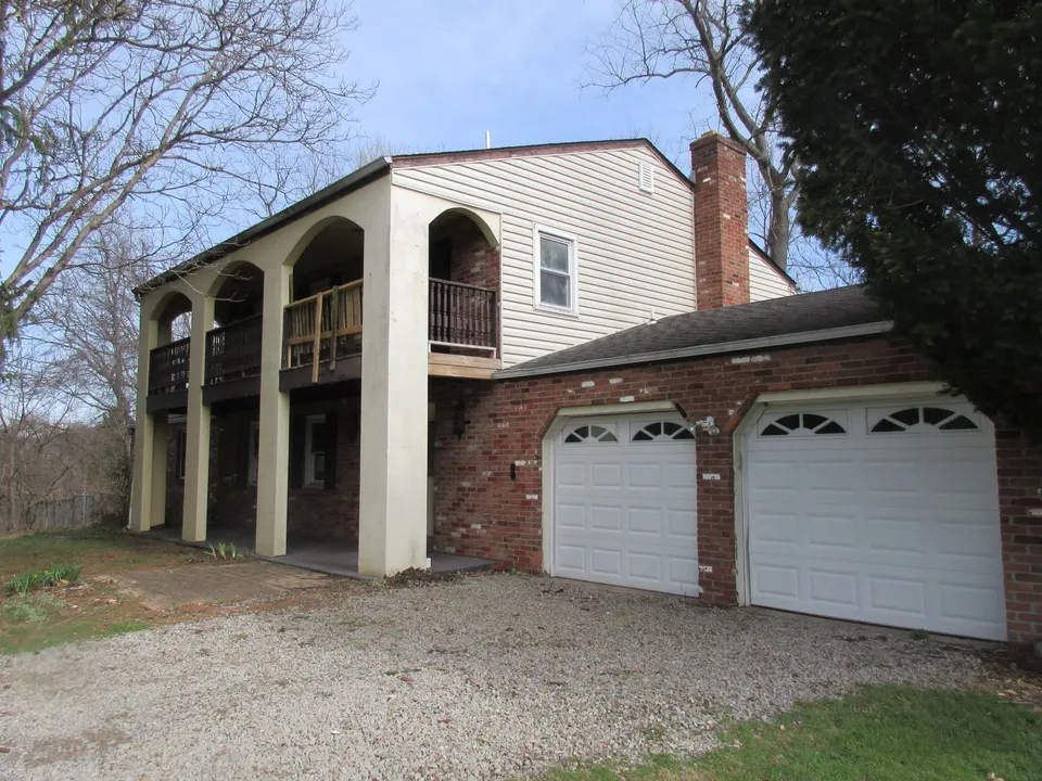 HUD Home — 101 Surrey Dr, Canonsburg, PA 15317