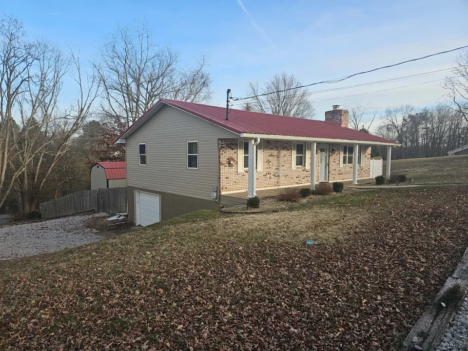 HUD Home β 1605 Tygart St, Parkersburg, WV 26101