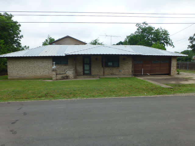 HUD Home — 619 N Avenue A, Springtown, TX 76082