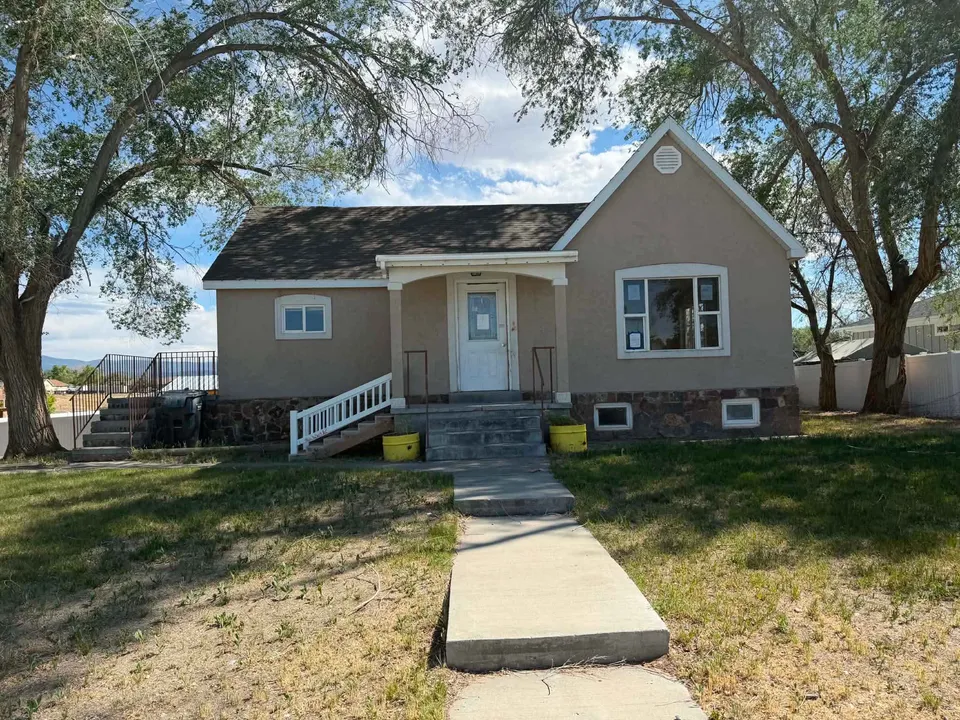 HUD Home β 210 E Center Street, Gunnison, UT 84634