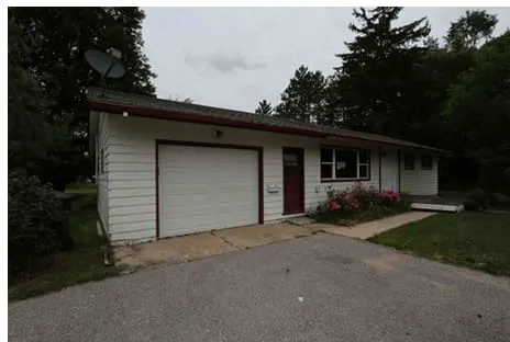 HUD Home — 411 E Calhoun St, Mancelona, MI 49659