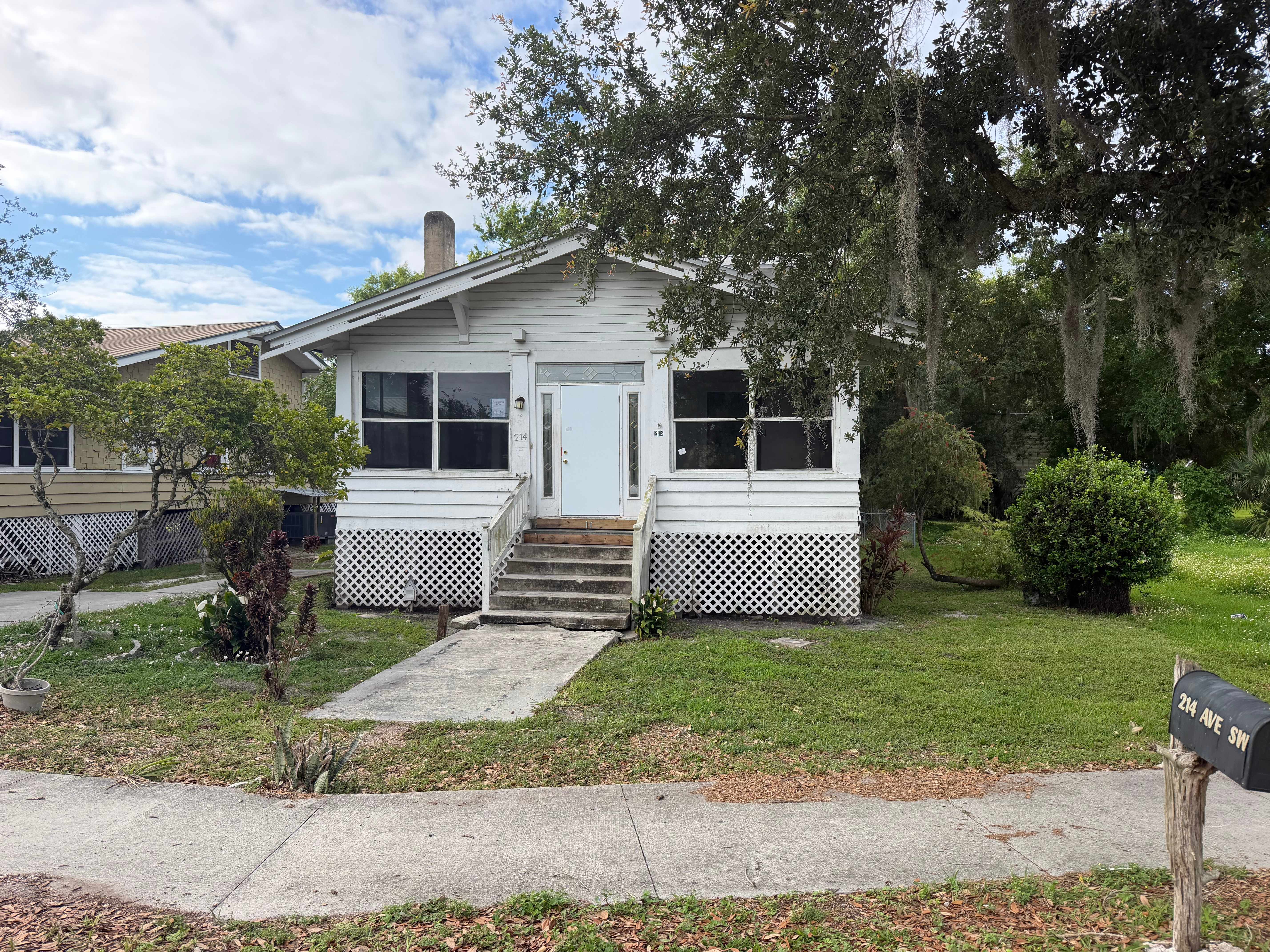HUD Home — 214 Ave K SW, Moore Haven, FL 33471
