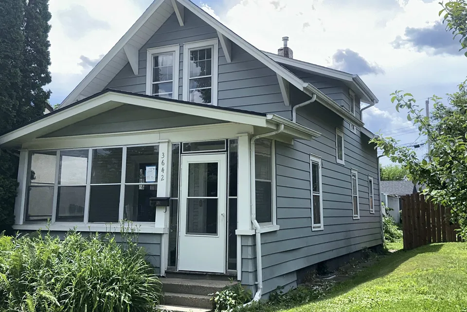 HUD Home β 3642 Van Buren St NE, Minneapolis, MN 55418