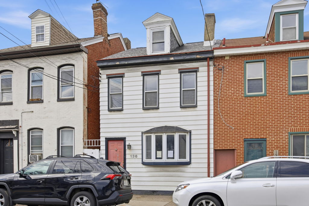 HUD Home — 136 S 18th St, Pittsburgh, PA 15203