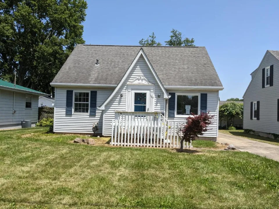 HUD Home β 104 Ohio St, Lodi, OH 44254