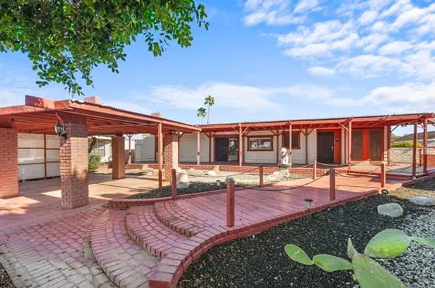 HUD Home — 73920 Line Canyon Ln, Palm Desert, CA 92260 — photo 1
