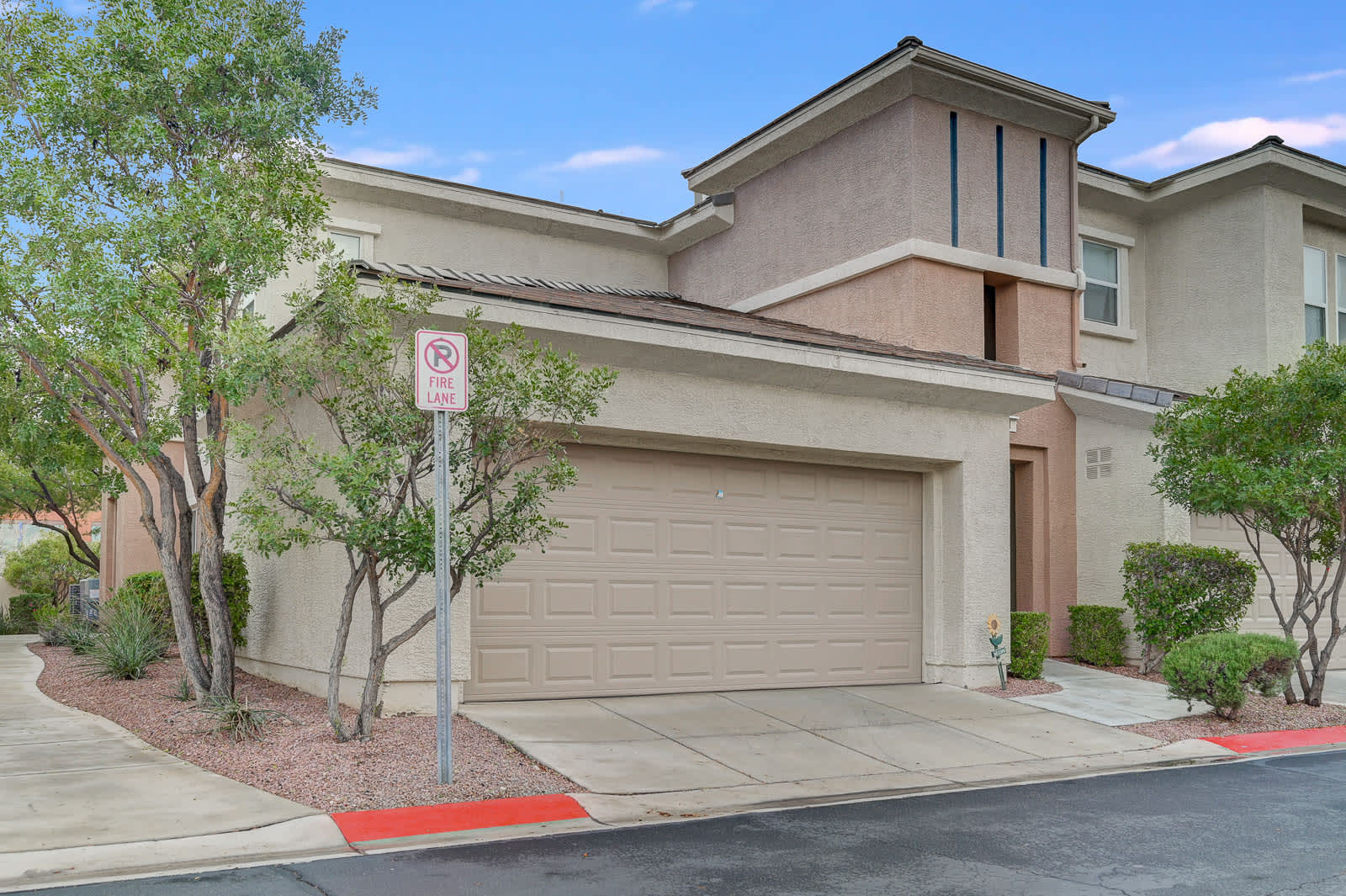 HUD Home — 10711 Pappas Ln #101, Las Vegas, NV 89144 - photo 1