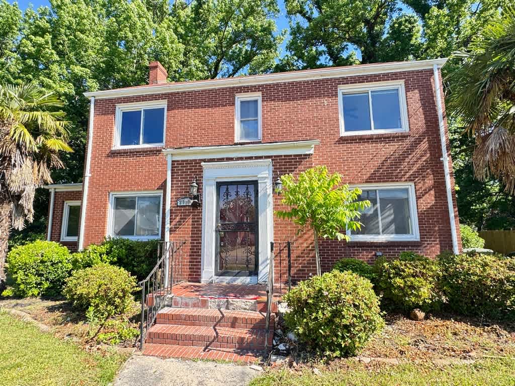 HUD Home — 2910 Woodland Ave, Norfolk, VA 23504 — photo 1
