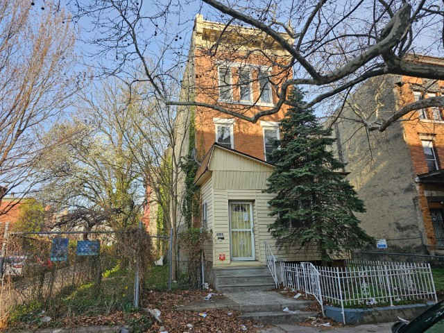 HUD Home — 3302 N 15th St, Philadelphia, PA 19140 — photo 1