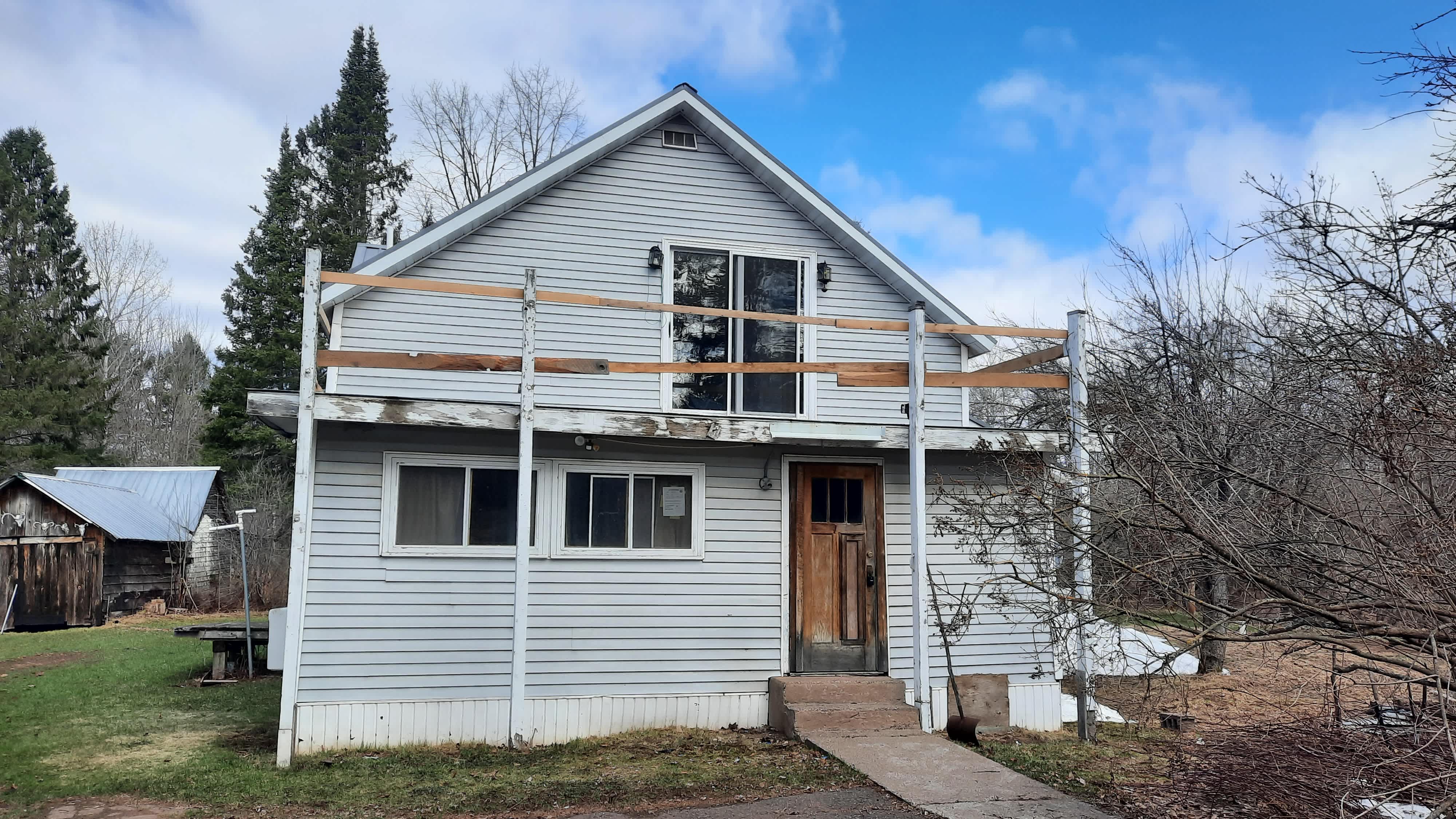 HUD Home — 52 Wisconsin Ave, Gile, WI 54525 — photo 1