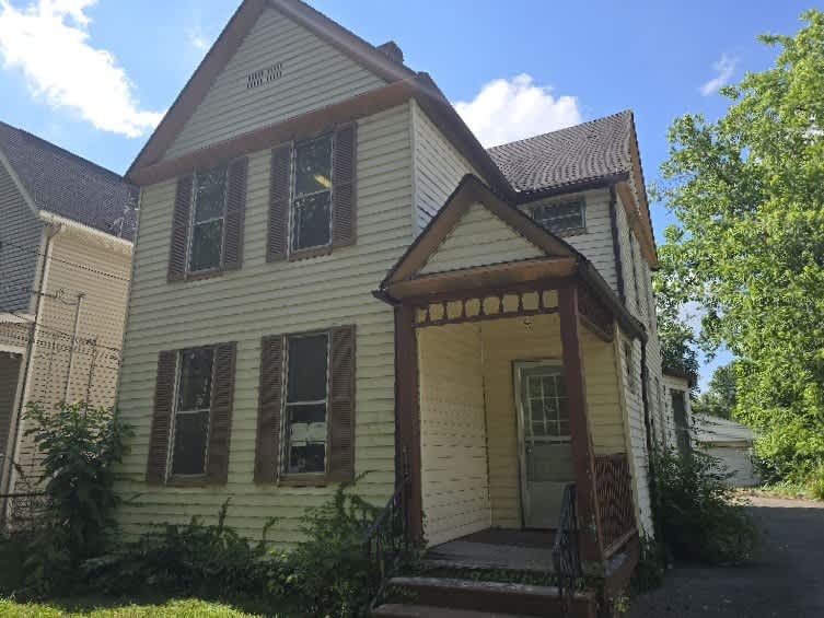 HUD Home — 8100 Keyes Ave, Cleveland, OH 44104 - photo 1