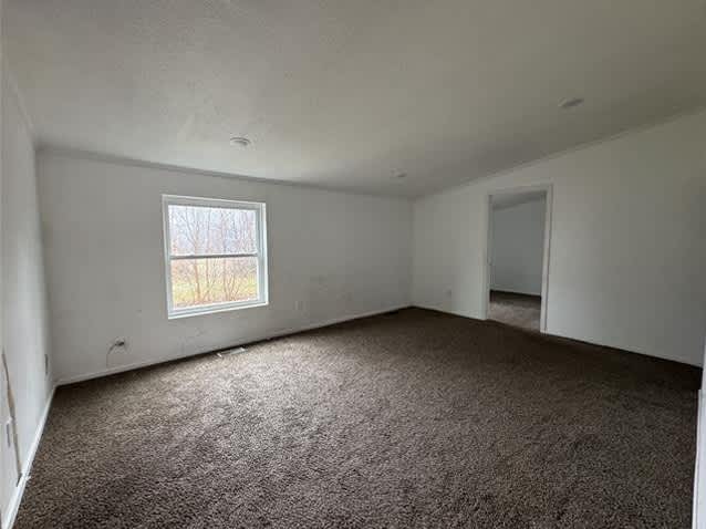 HUD Home — 601 E Floral St, Nevada, MO 64772 - photo 2