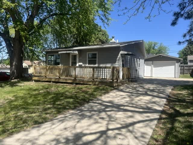 HUD Home — 3100 E 17th St, Sioux Falls, SD 57103 — photo 1