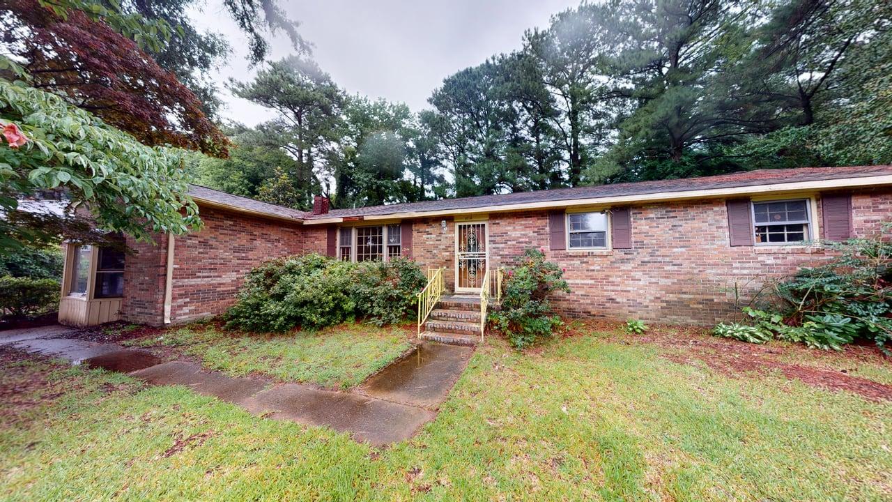 HUD Home — 3711 Magnolia Dr, Portsmouth, VA 23703 - photo 1