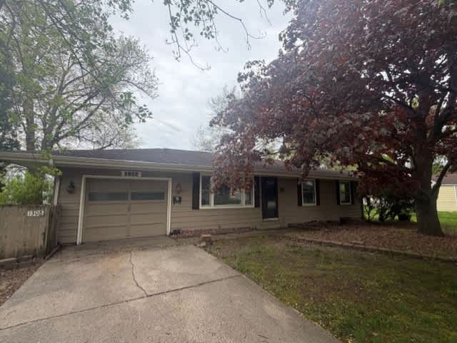 HUD Home — 1305 Laurel St, Elkhart, IN 46514 — photo 1