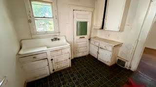 HUD Home — 3214 Vicksburg, Detroit, MI 48206 - photo 5