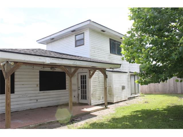 HUD Home — 556 Hydrangea Ave, Orange, TX 77630 - photo 2