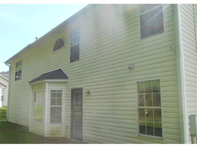 HUD Home — 429 Rosewood Cir, Jonesboro, GA 30238 - photo 2
