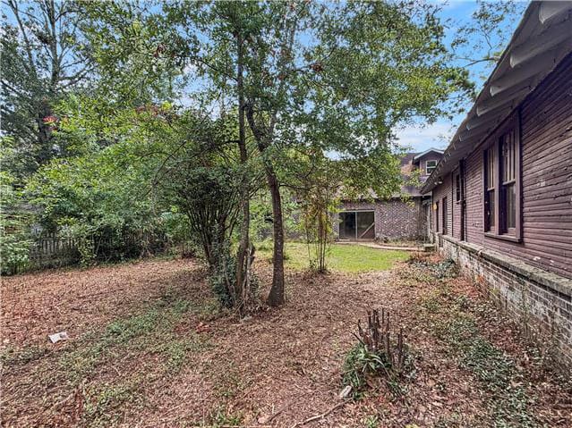 HUD Home — 500 Pine St, Picayune, MS 39466 - photo 2